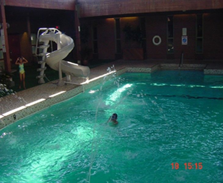 Howard Johnson By Wyndham Kitchener Conestoga Esterno foto