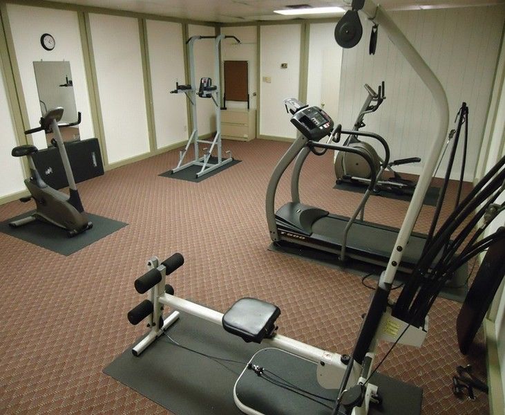 Howard Johnson By Wyndham Kitchener Conestoga Esterno foto