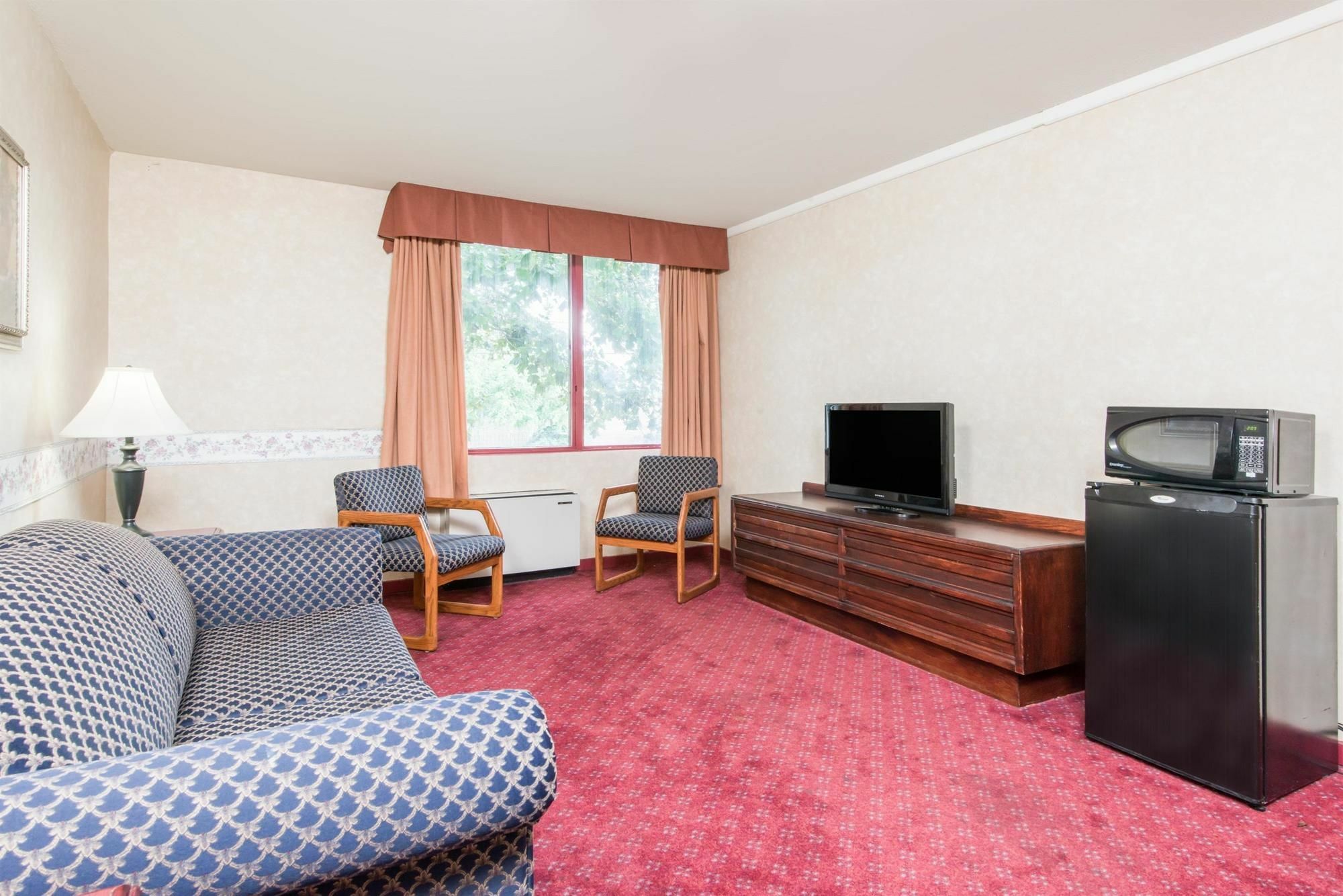 Howard Johnson By Wyndham Kitchener Conestoga Esterno foto