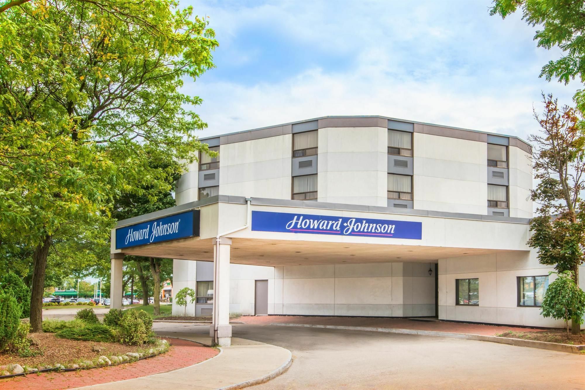 Howard Johnson By Wyndham Kitchener Conestoga Esterno foto